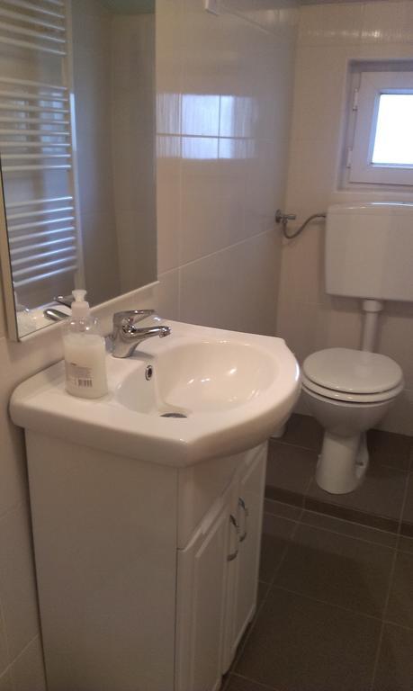 Apartments & Rooms Korzo Slavonski Brod Quarto foto