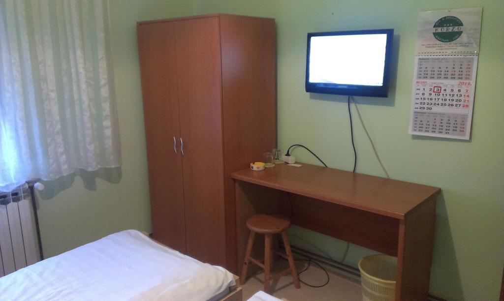 Apartments & Rooms Korzo Slavonski Brod Quarto foto