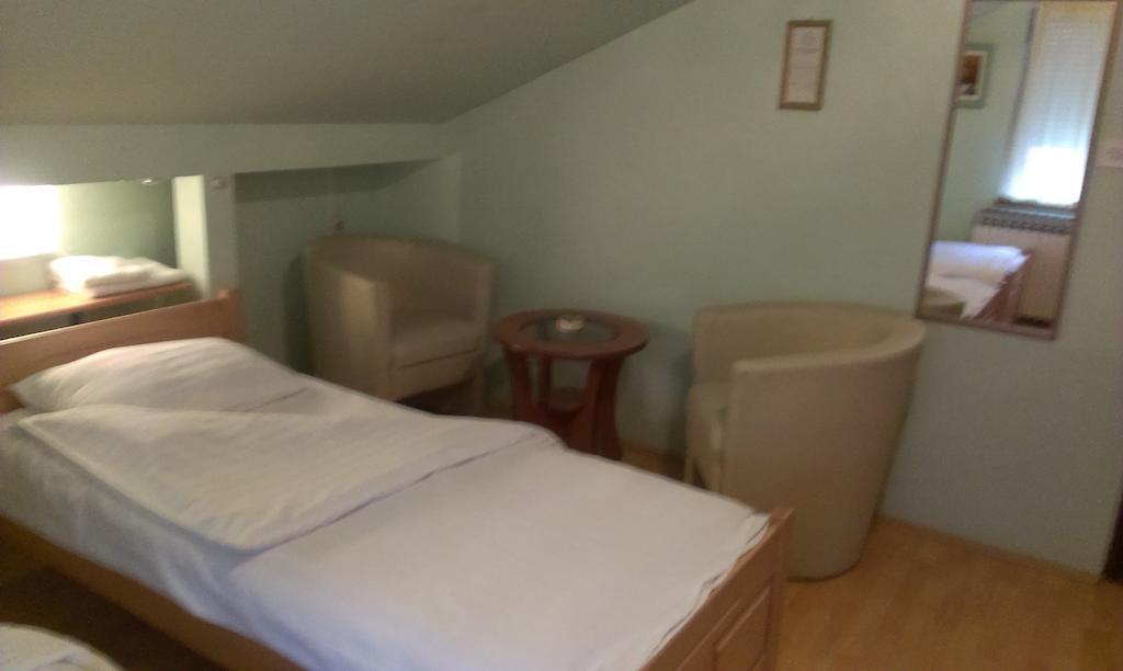 Apartments & Rooms Korzo Slavonski Brod Quarto foto